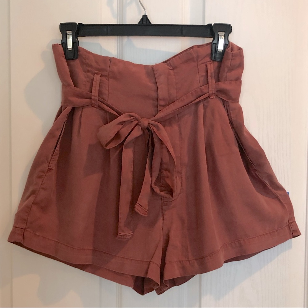 Abercrombie & Fitch Paper Bag Shorts